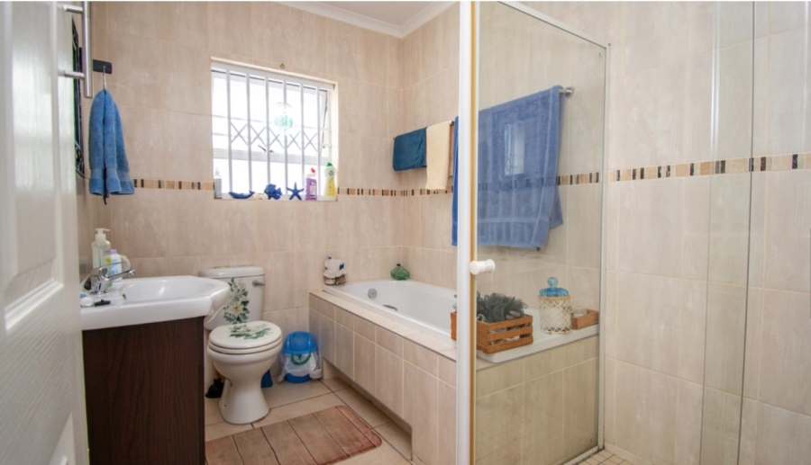 3 Bedroom Property for Sale in Noorsekloof Eastern Cape